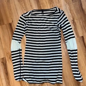 Lululemon Long Sleeve Size 4